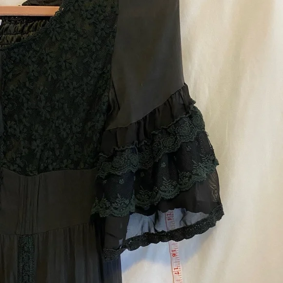 Anna-Kaci black flowing Tunic/Shirt Size Medium; lined with 3/4 sleeves - Picture 8 of 9